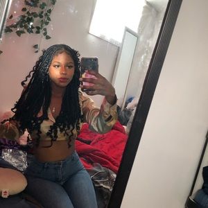 Meet your Posher, Lin